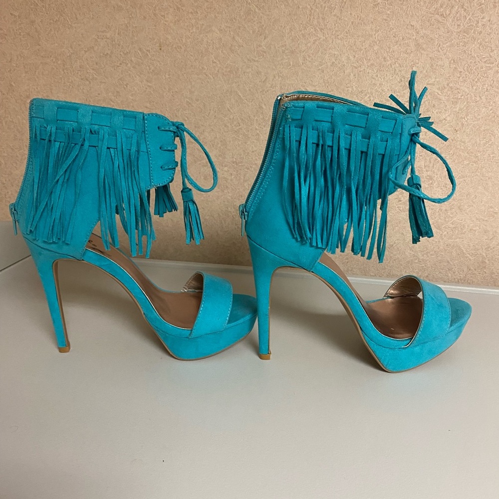 Blue heels - Picture 5 of 9